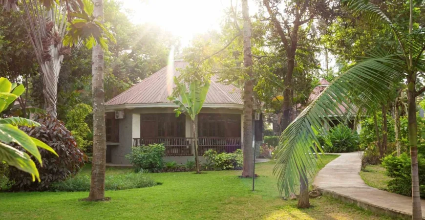 Arusha-PL-garden-1960x800